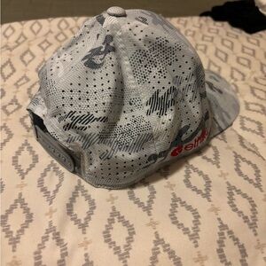 Ethika hat